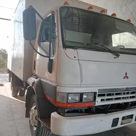 Mitsubishi Fuso 2000