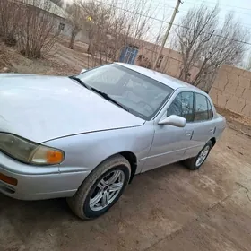 Toyota Camry 1992