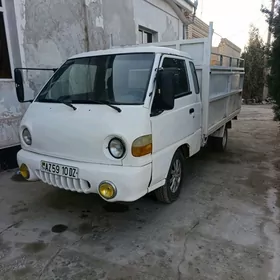 Hyundai H100 1998