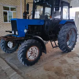 MTZ 82 2003