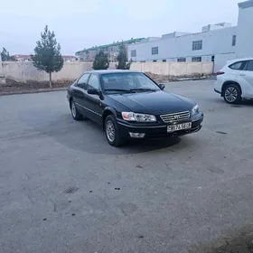Toyota Camry 2000
