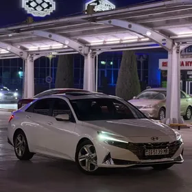 Hyundai Elantra 2021