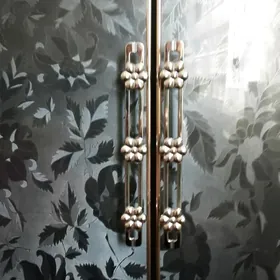 МЕБЕЛЬ ДВЕРИ ОТ ШКАФА И ТУМБЫ.