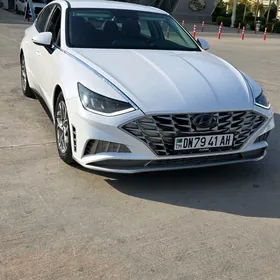 Hyundai Sonata 2021
