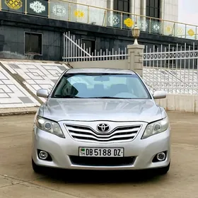 Toyota Camry 2010