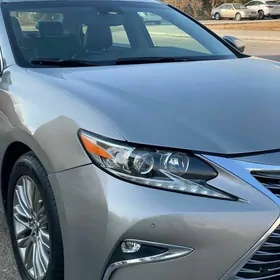 Lexus ES 350 2015