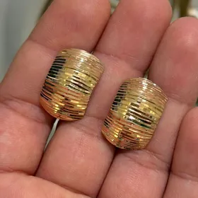 Gyzyl rossiyskiy gulakhalka