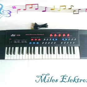 Синтезатор большой