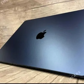 apple MacBook  air M2 256GB