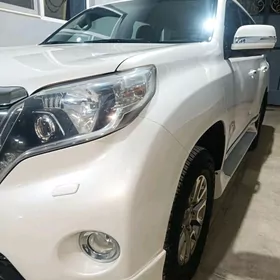 Toyota Land Cruiser Prado 2014
