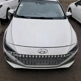 Hyundai Elantra 2021