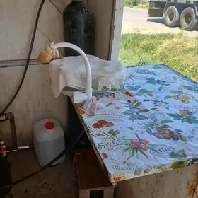 Gazly suw satylyan butka