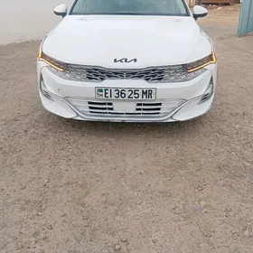 Kia K5 2021