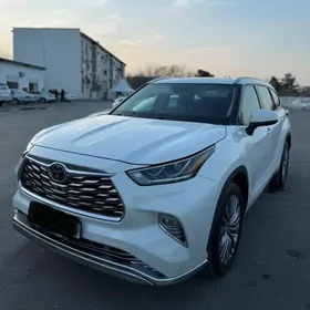 Toyota Highlander 2020