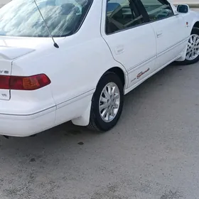 Toyota Camry 1999