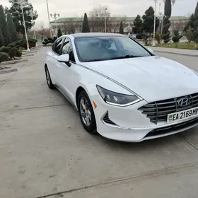 Hyundai Sonata 2021