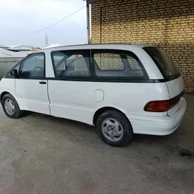 Toyota Previa 1992