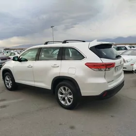 Toyota Highlander 2019
