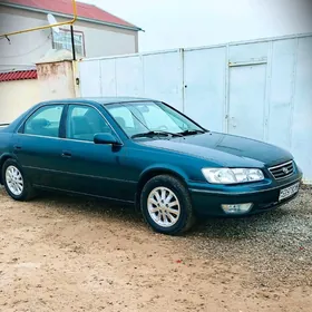 Toyota Camry 2000