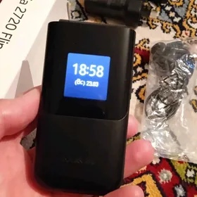 Telefon Nokia 2720 FLIP