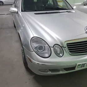 Mercedes-Benz E350 2006