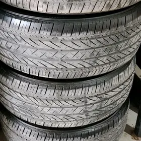 235 45 18 Bredistone