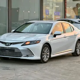 Toyota Camry 2022