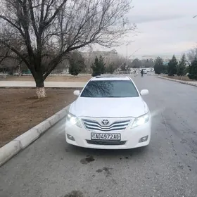 Toyota Camry 2010