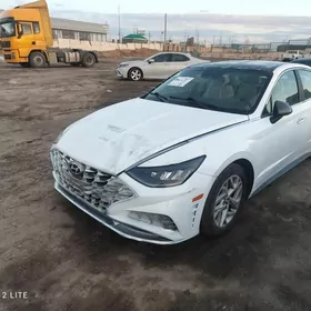 Hyundai Sonata 2022