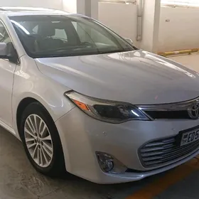Toyota Avalon 2013