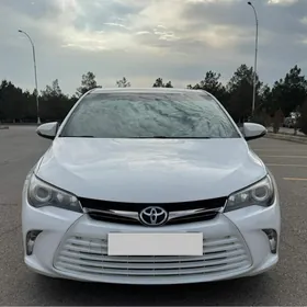 Toyota Camry 2017