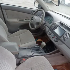 Toyota Camry 2003