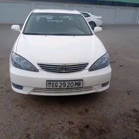 Toyota Camry 2005