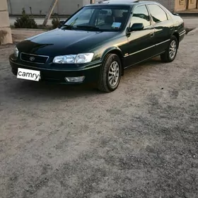 Toyota Camry 2001