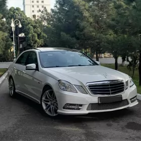 Mercedes-Benz E350 2010
