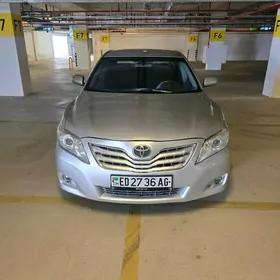 Toyota Camry 2011