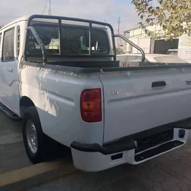 Toyota Hilux 2021