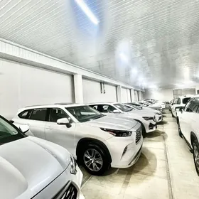 Toyota Highlander 2022