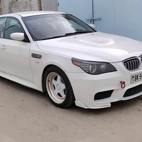 BMW E60 2005