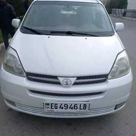 Toyota Sienna 2004