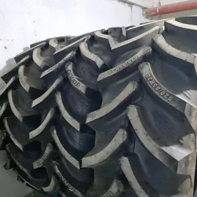 Traktor Teker 520/85R38