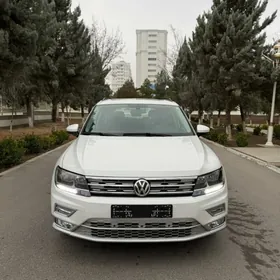 Volkswagen Tiguan 2021