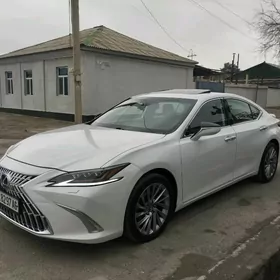 Lexus ES 350 2020