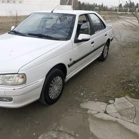 Peugeot 405 2014