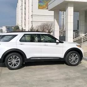 Ford Explorer 2020