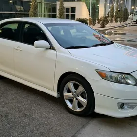 Toyota Camry 2011