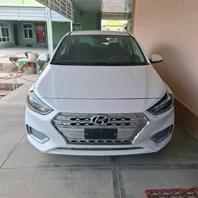Hyundai Accent 2022
