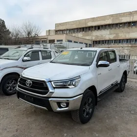 Toyota Hilux 2025