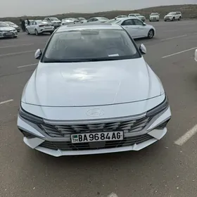 Hyundai Elantra 2024