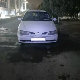 Renault Megane GT 2001